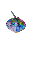 Load image into Gallery viewer, Rainbow Atlantis Stingray
